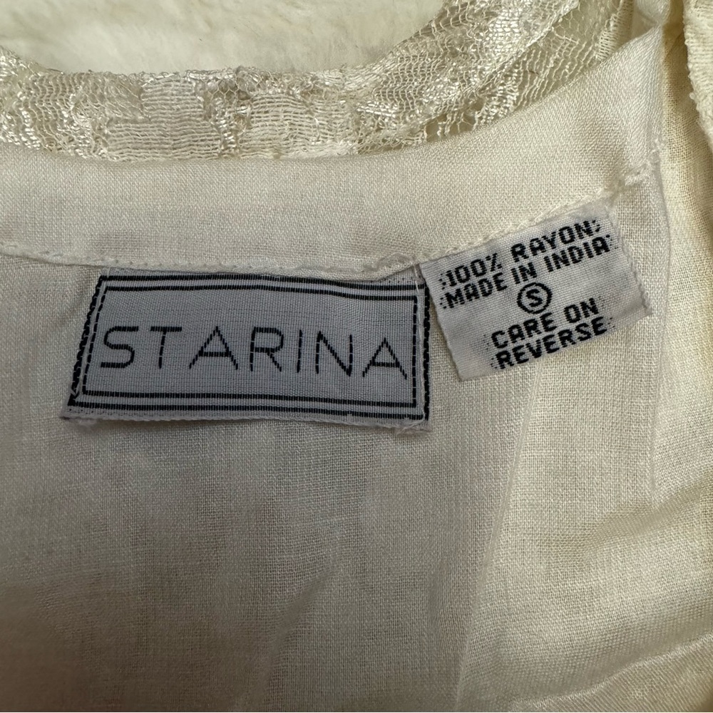 Starina Ivory Lace Rayon Maxi
Broomstick Crinkle Dress Size Small
Vintage 90's - Picture 14 of 15